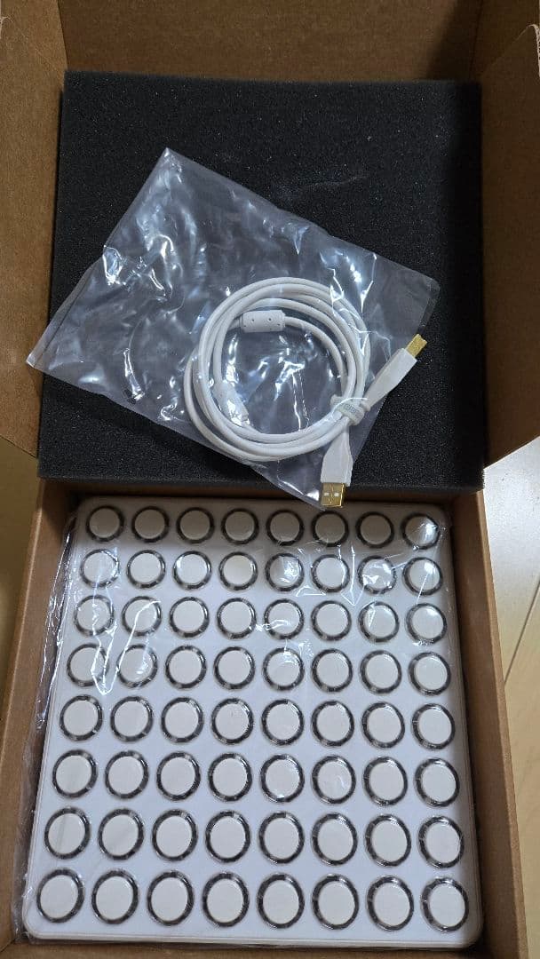 DJ機材 DJ TechTools MIDI FIGHTER 64 MF64-WHITE