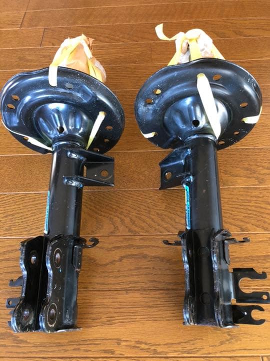 KONI フロント ショックアブソーバー