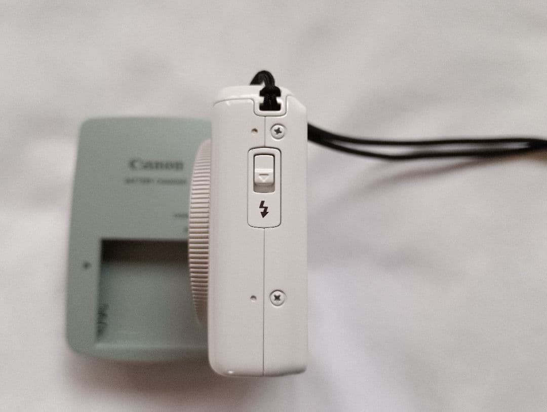 極美品・完備品 Canon PowerShot S200 ホワイトパワーショット