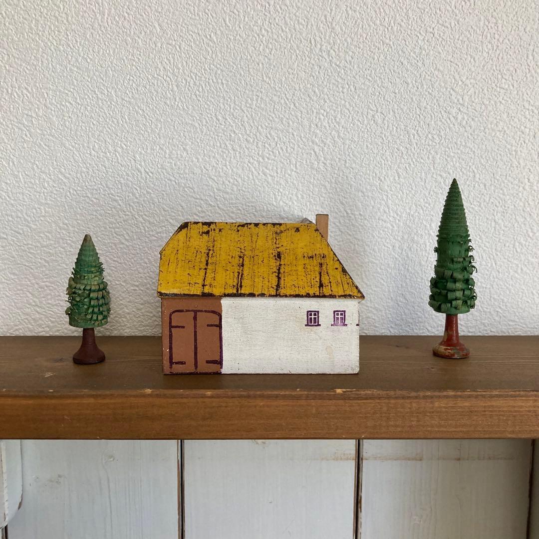 WF23ドイツアンティークザイフェン木製 ひつじ×2 羊飼い　柵　建物5点セット