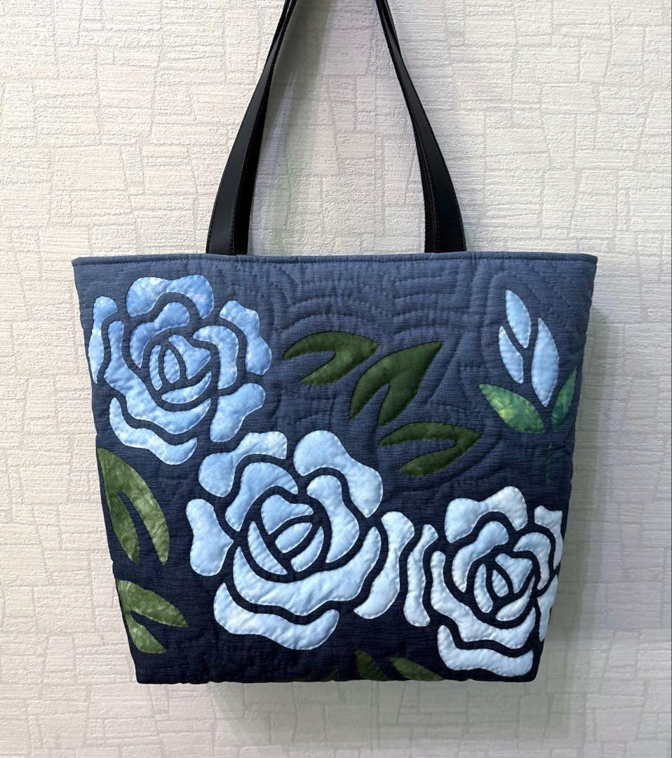 ハワイアンキルトトートバッグ　　　グラデーション　　バラ♡