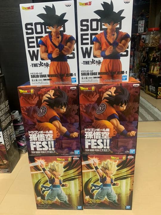 鬼滅の刃　ドラゴンボール　転生したらスライムだった件　ワンピース　フィギュア