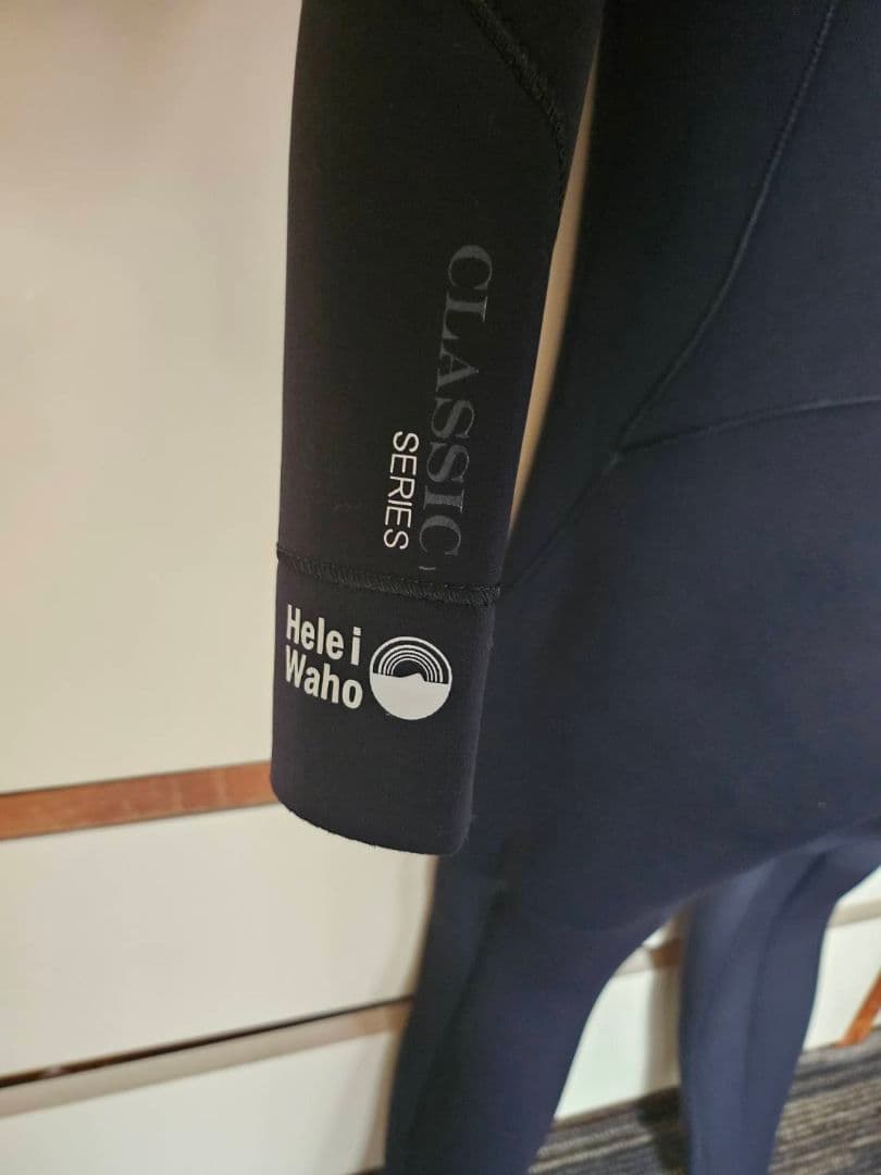 Helei Waho CLASSIC 5/4mm セミドライウェットスーツ