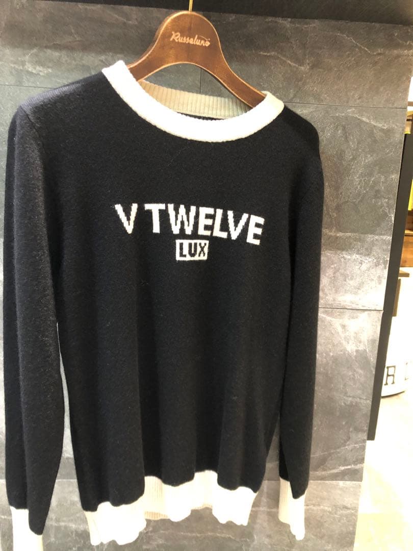 V12 レディースMサイズ　ニット