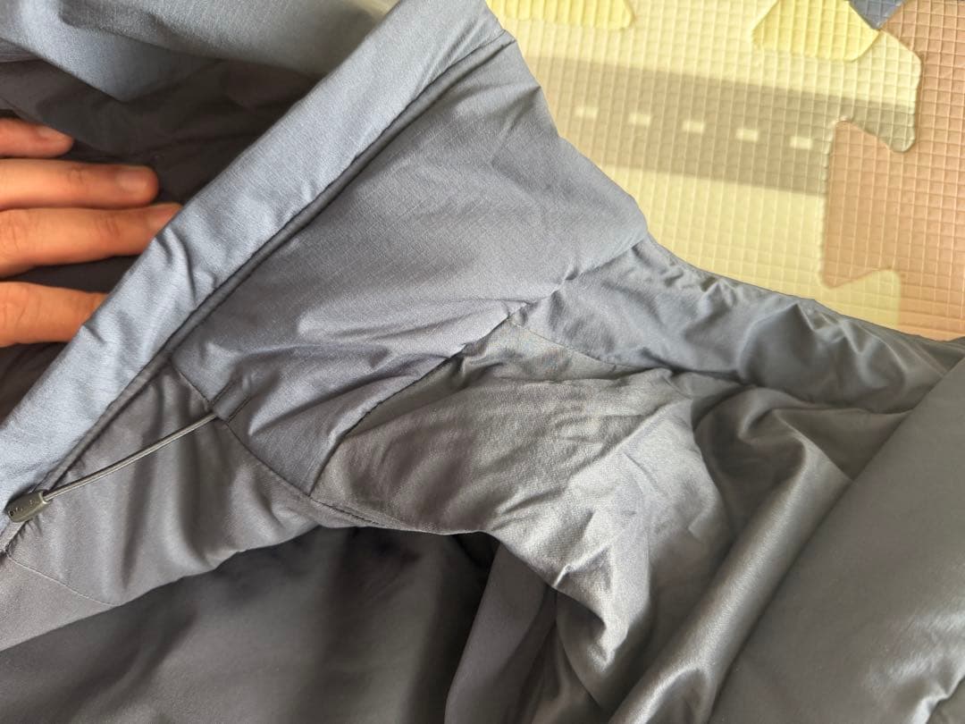 アークテリクス　ATOM HOODY