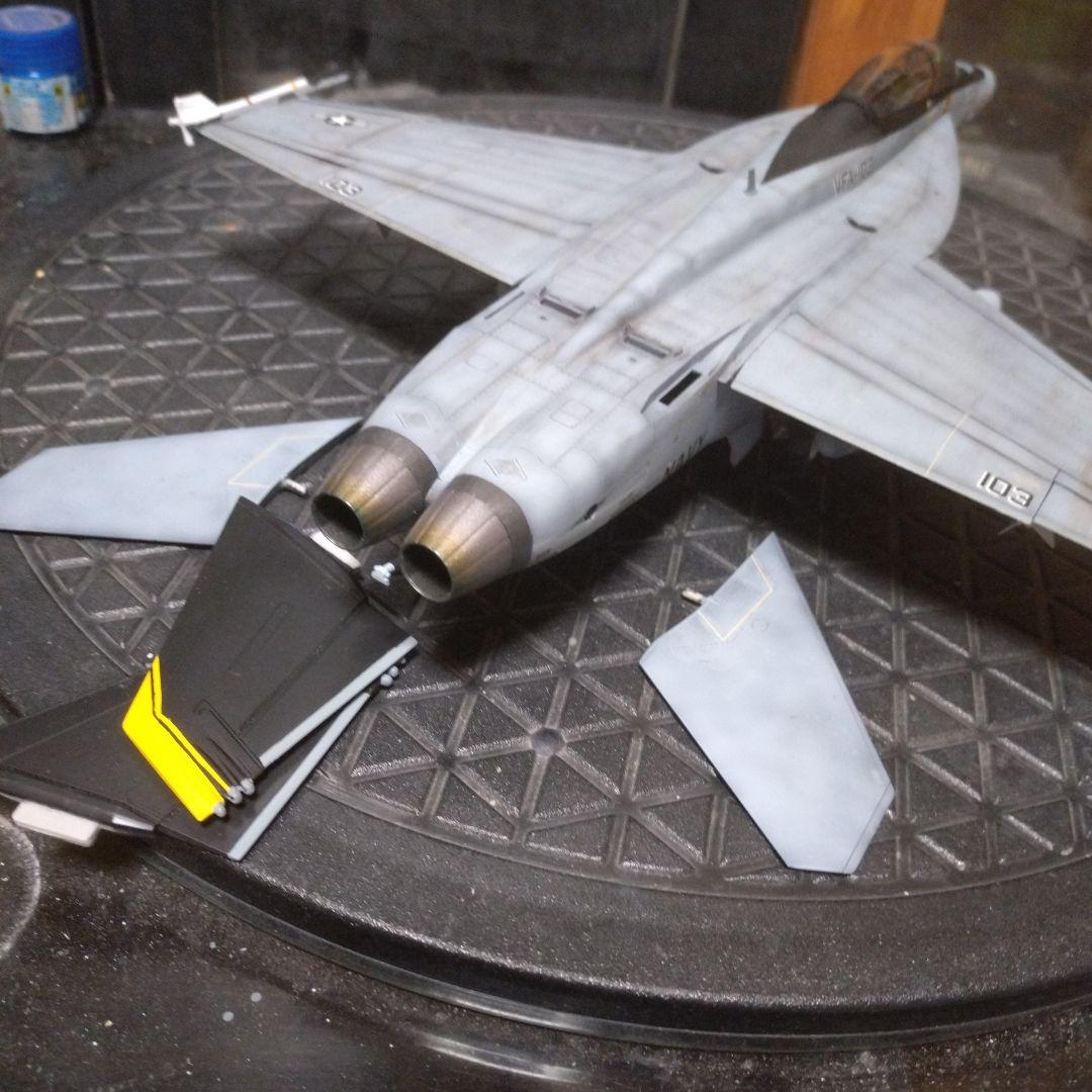 ハセガワ 1/48 F/A‐18F スーパーホーネット 塗装済み完成品