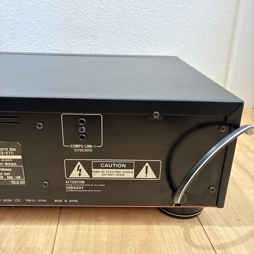 ビクター　ステレオカセットデッキ　TD-V711 3ヘッド　リモコン付属は貴重