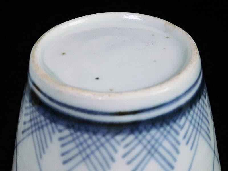 古伊万里　染付　桧垣草紋の図　蕎麦猪口　080AS-CBj