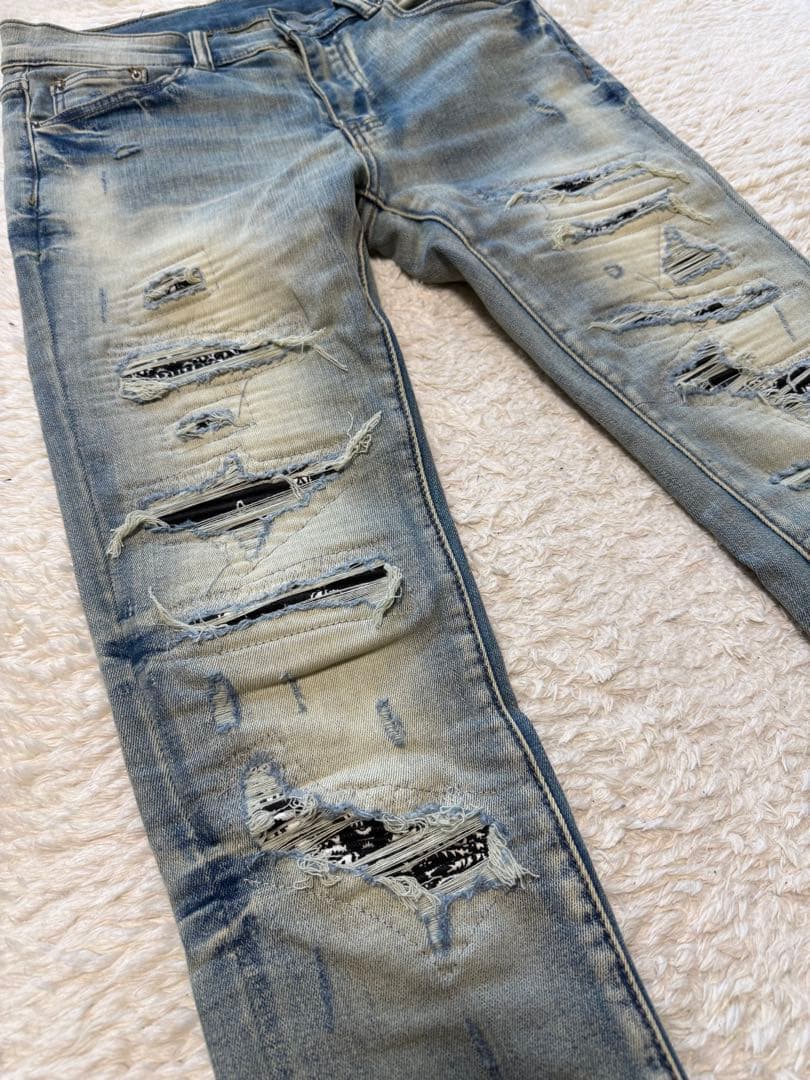 【美品】 ミニマル mnml ダメージ加工 ライトブルーデニム　30 早い者勝ち