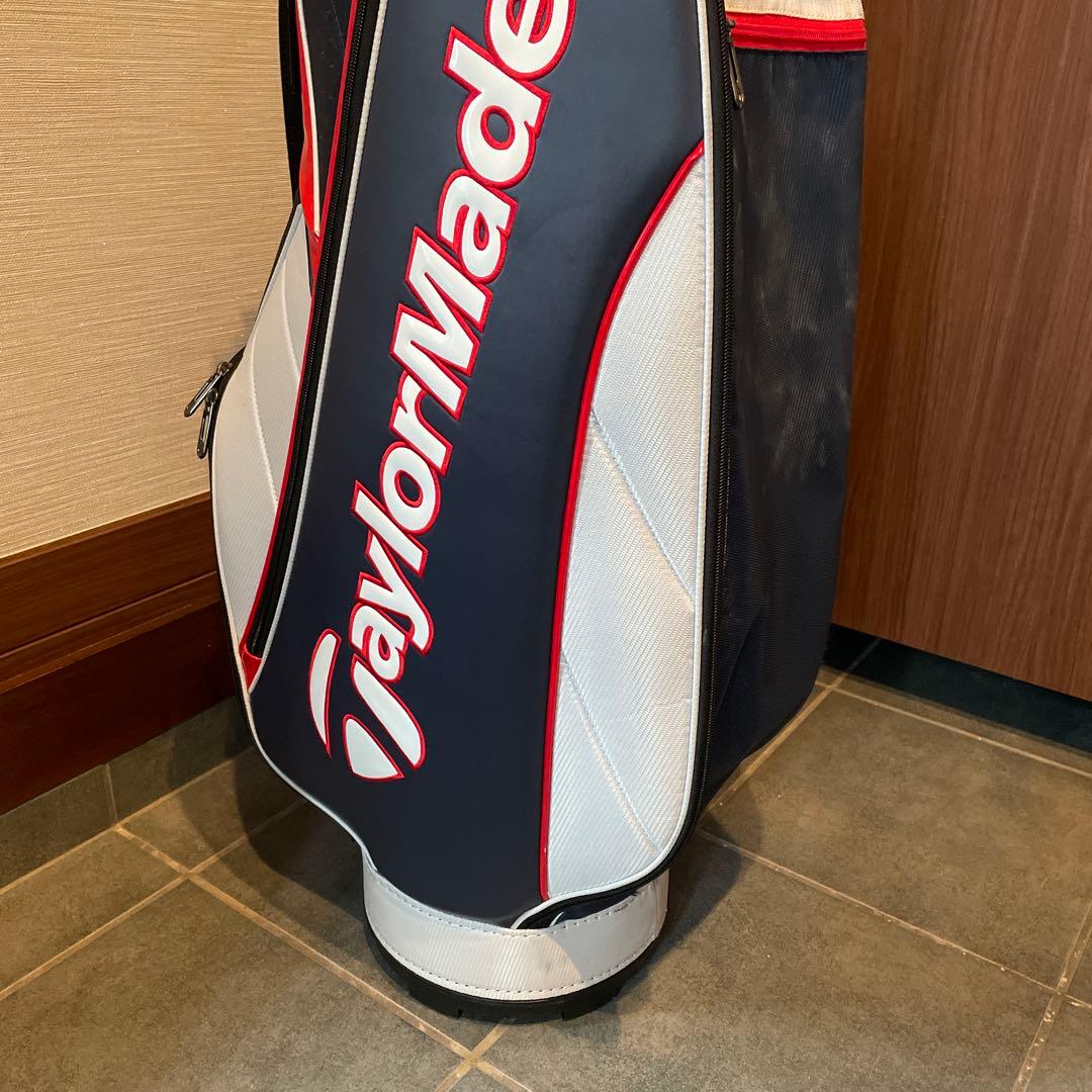 TaylorMade 軽量キャディバッグ ネイビー