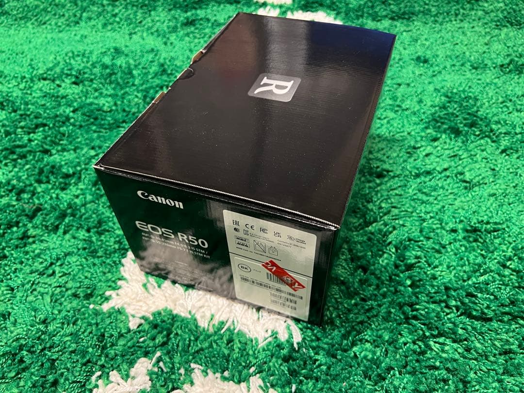 くみたろうさま専用　canon r50 ダブルズームキット