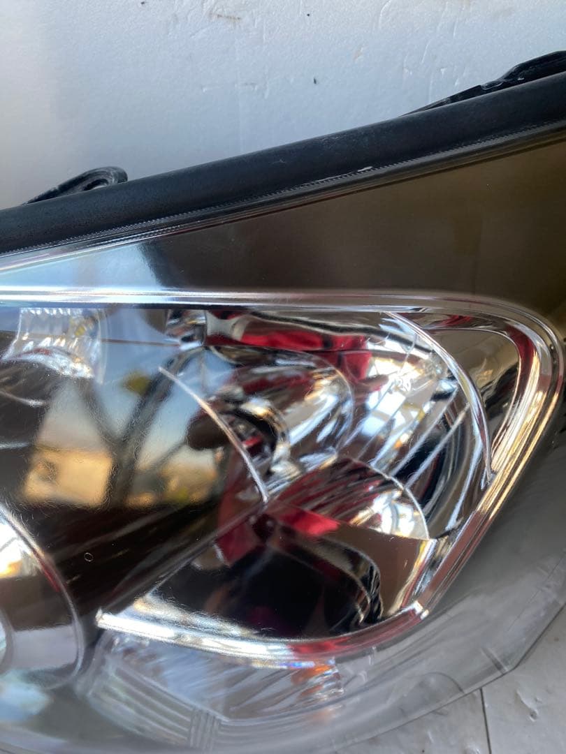 トヨタ ノア ヴォクシー 70系 前期 純正 HID ヘッドライト 左右セット