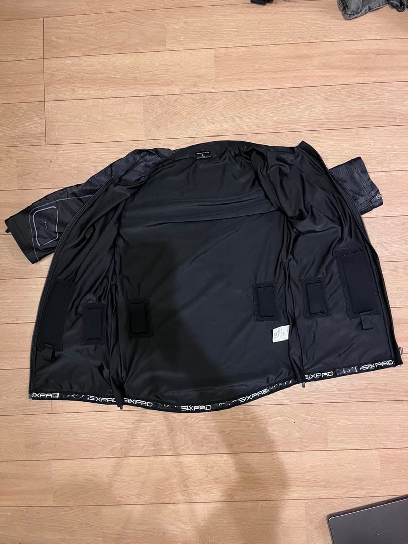 シックスパッドパワースーツ上下セットメンズL