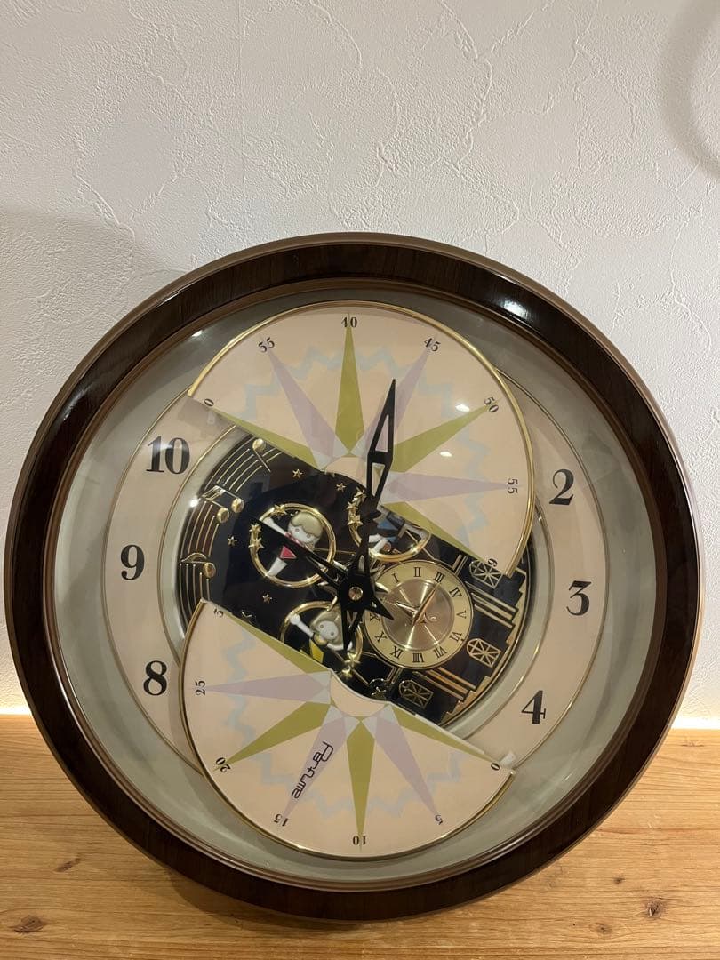 Perfumeオリジナル からくり時計 ＆ 台座セット 新品