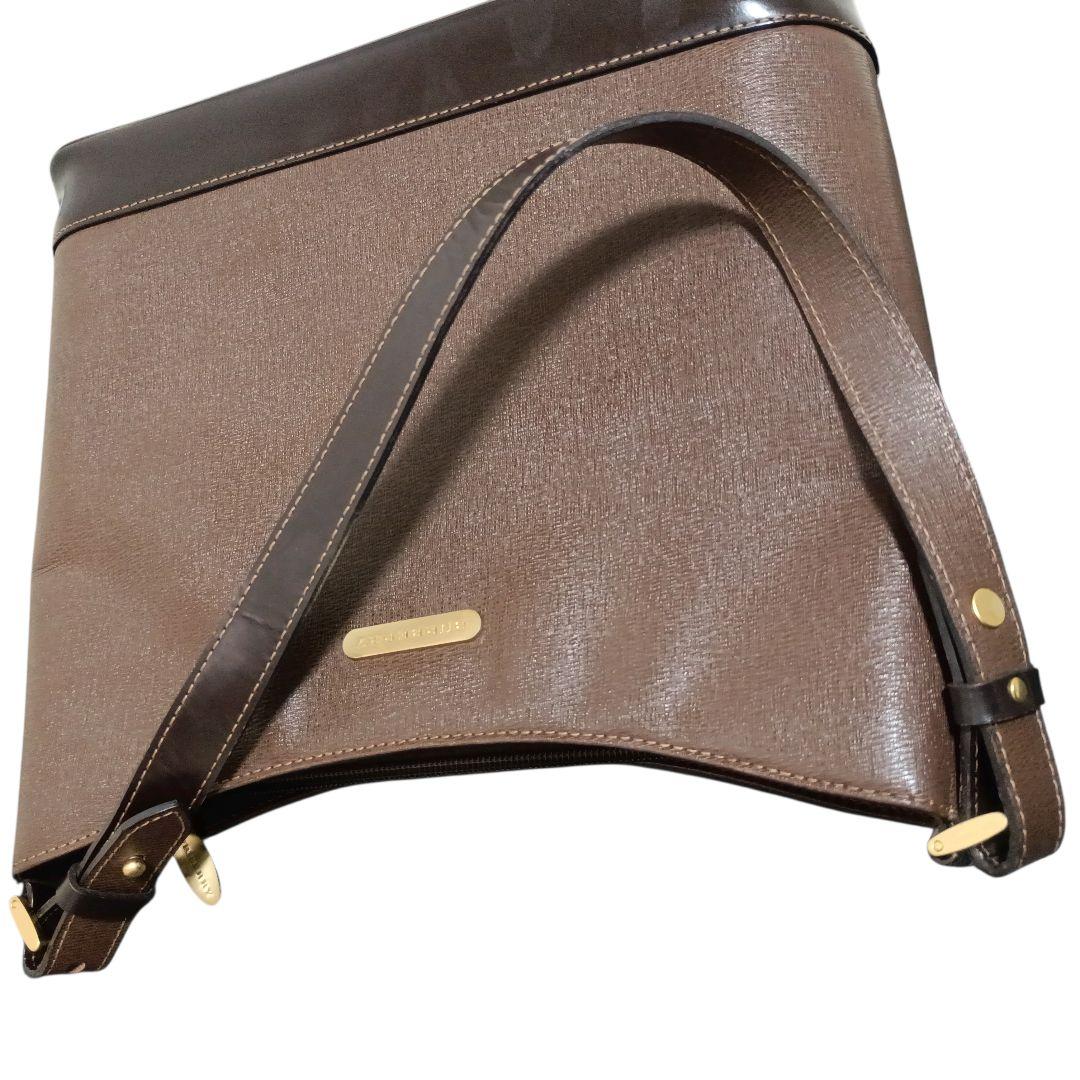 ✨BURBERRY 裏地ノバチェック サフィアーノレザー ハンドバッグ