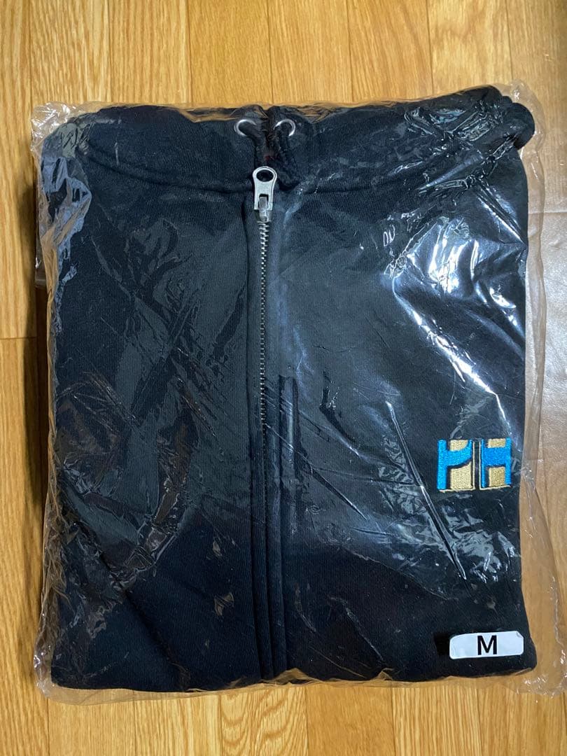 再値下げ！新品未使用　penthouse 2022ツアーグッズ　パーカーM