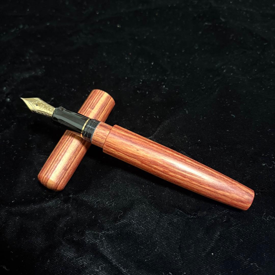 Stylo Art Karuizawa 万年筆シラネ チューリップウッド 金ペン