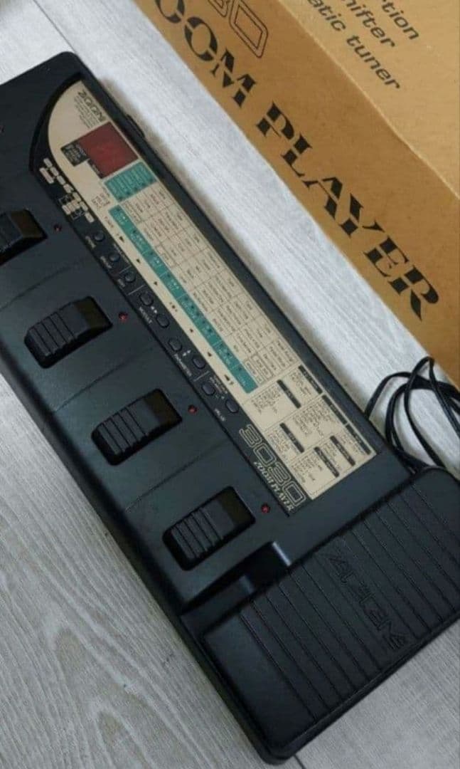 Fender サンバースト & ZOOM PLAYER 3030 　　　3セット