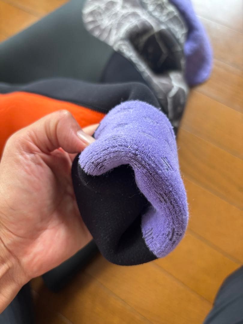 使用回数少　キッズ　セミドライ　130-135センチ