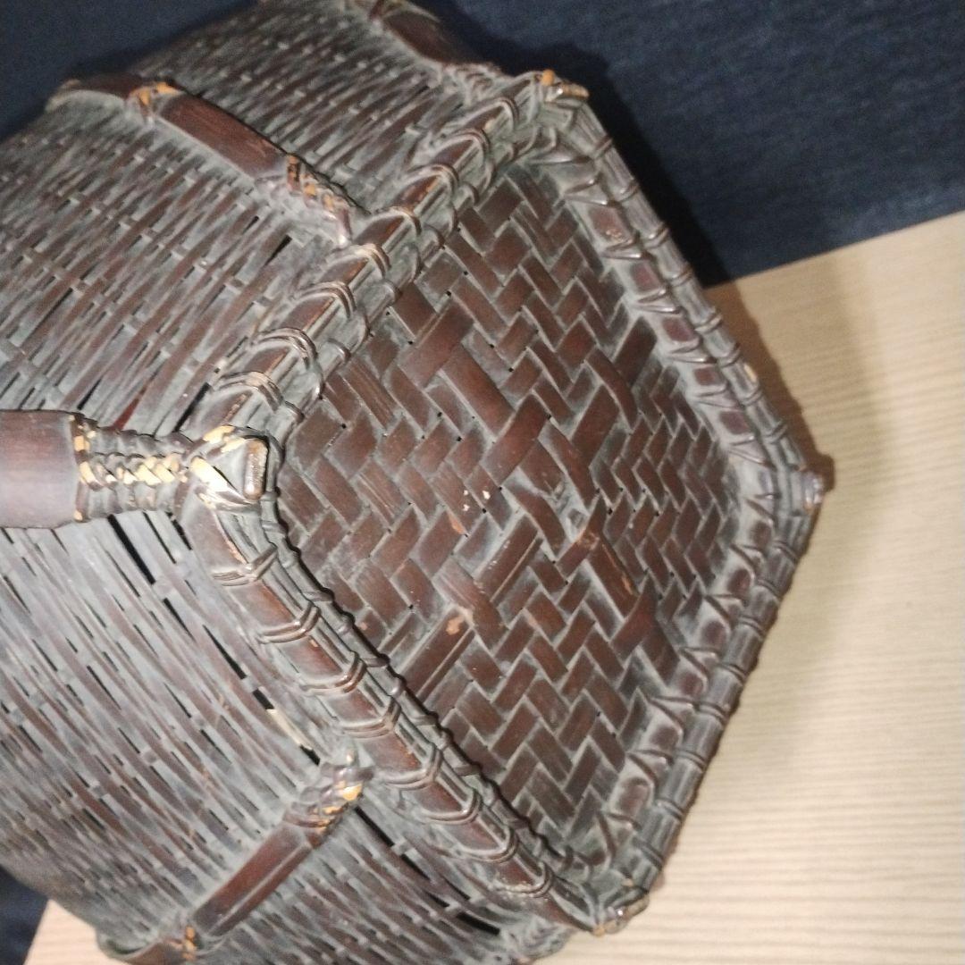 唐物 竹製 花入れ