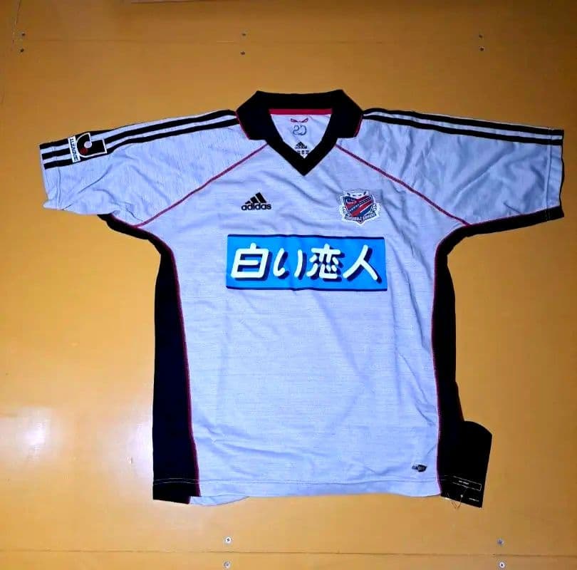 コンサドーレ札幌【タグ付】アウェイ用ユニフォーム2002年 adidas製