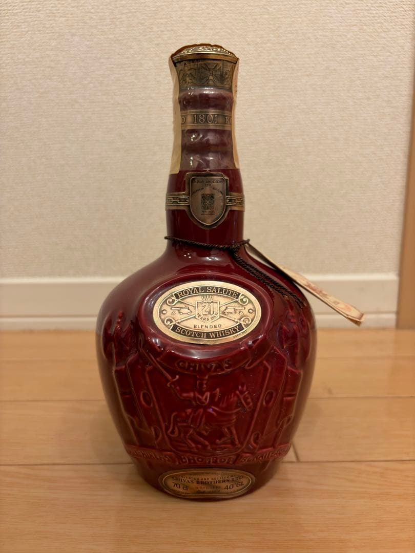 未開封　古酒　 Salute 21年 ロイヤルサルート　赤　青　2本