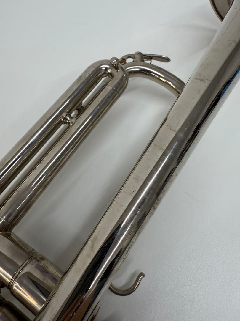 シルバー トランペット バルブ式