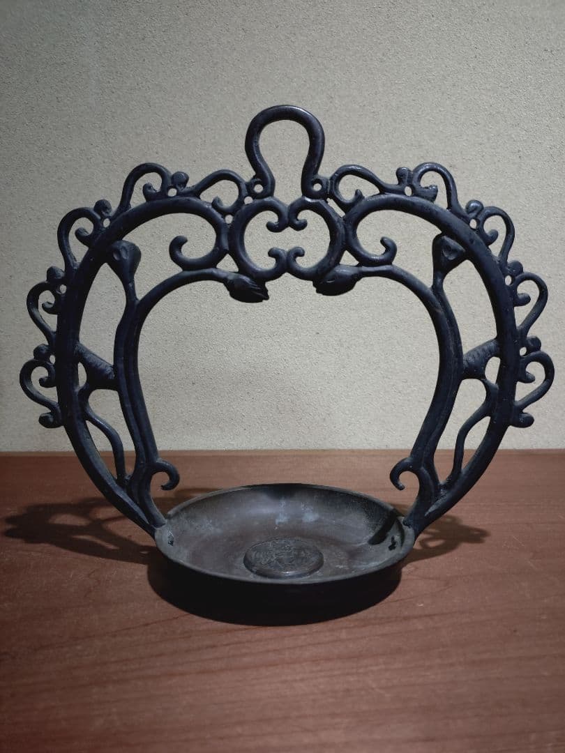 銅製 吊るし 蓮弁紋 灯火器一対 花器 花入れ 古道具 古民具 行燈 行火 灯明