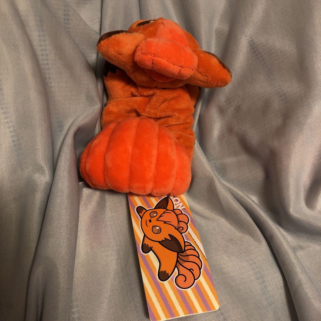 ポケモンセンター　くったりぬいぐるみ　ロコン