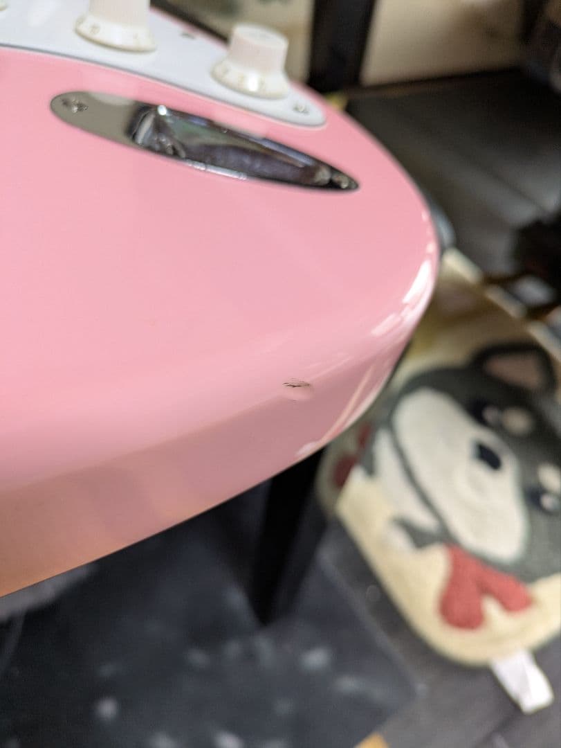 フォトジェニック　エレキギター　ピンク　ストラトキャスタータイプ