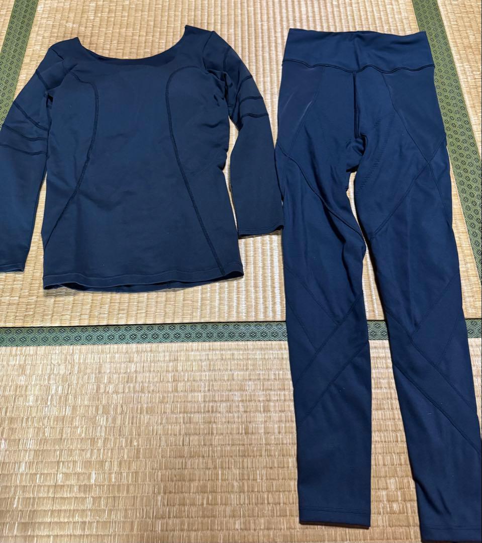 【LAVA 】パーフェクトフォームレギンス&トップス　ブラック (L)