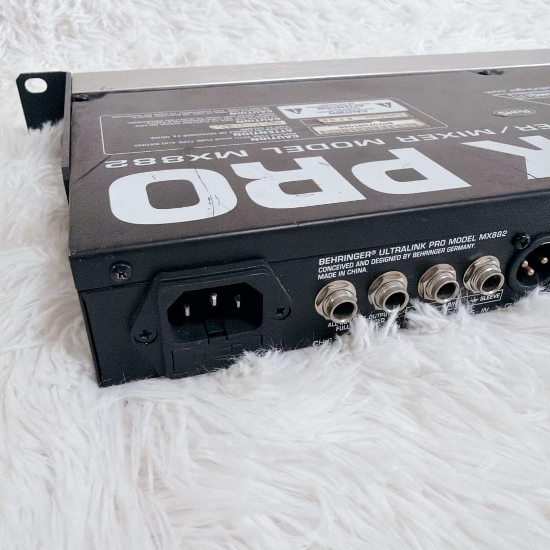 BEHRINGER MX882 スプリッター / ミキサー PRO