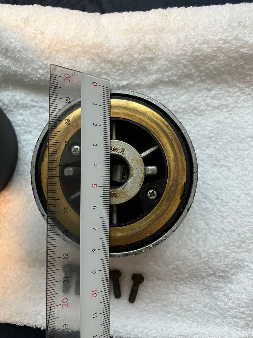 ナルディNARDI wood handle イタリア製　ボス2種類　メルセデス含