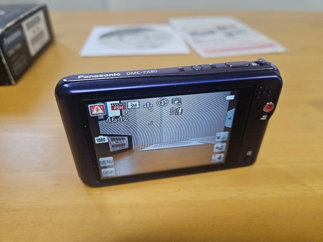極美品　LUMIX DMC-FX80 バイオレット