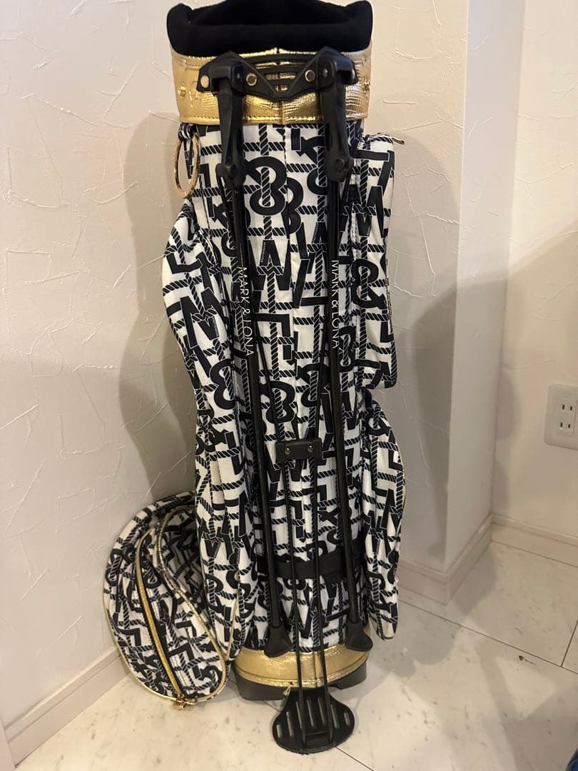 マークアンドアンドロナ　キャディバッグ