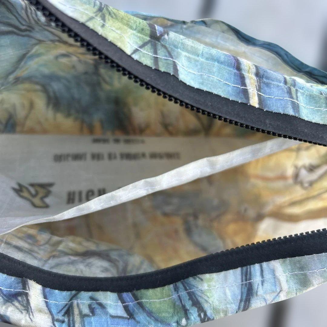 HIGH TAIL DESIGNS ポーチ