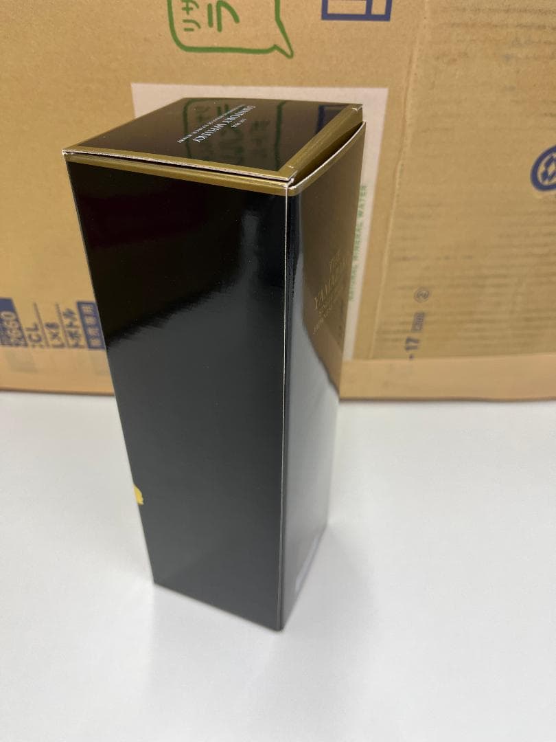 未開栓 サントリー 山崎 18年 700ml