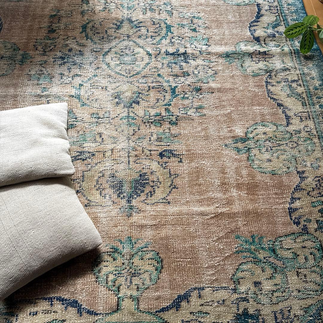 大判172×235淡いブラウンベージュ×ブルー　擦れトルコヴィンテージラグ