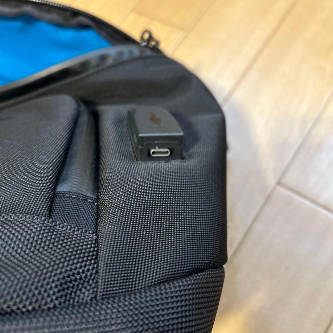 ALPAKA ブラック ショルダーバッグ