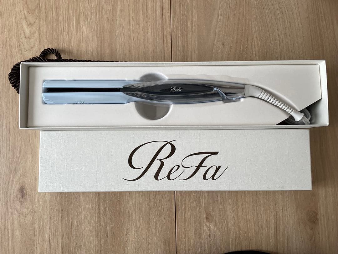 【新品】ReFa ストレートアイロン