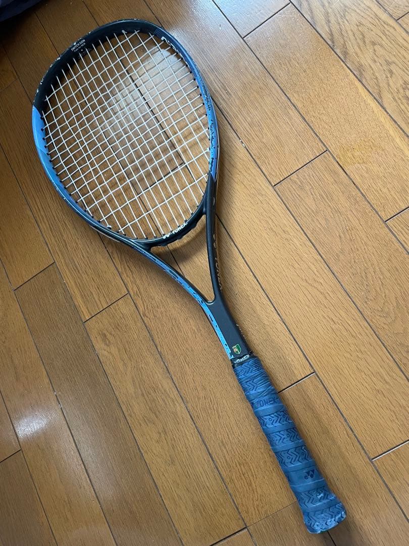 青いテニスラケット(軟式用)