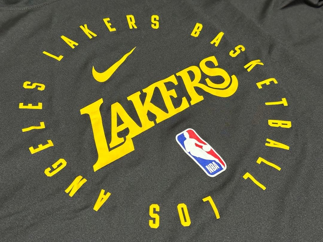 ナイキレイカーズNBA25シーズン選手支給品プラクティスTシャツMサイズ