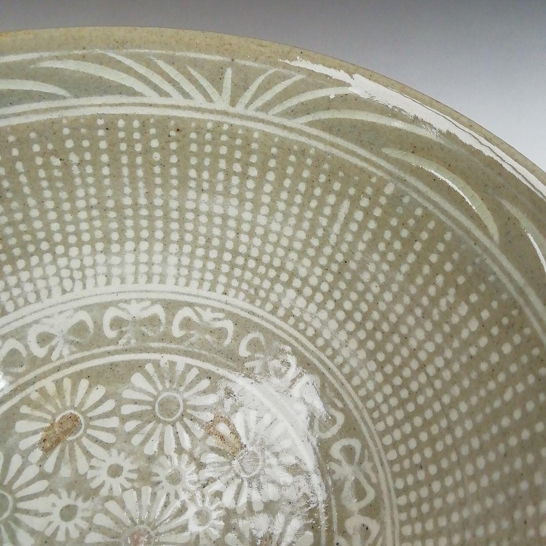 Ｔ４３４　茶碗　『三島手刷毛目　茶碗』『黃仁哲 作』　共箱　抹茶碗　茶道具