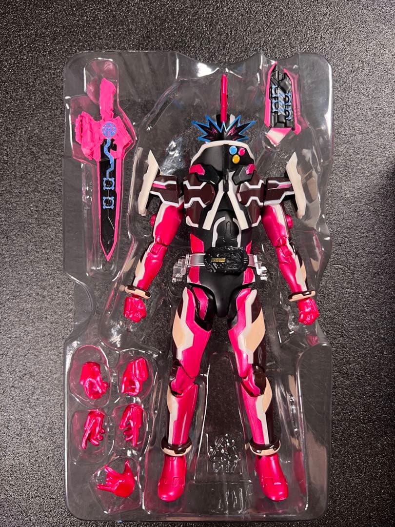 S.H.Figuarts 仮面ライダーセイバー 9種　フィギュアーツ