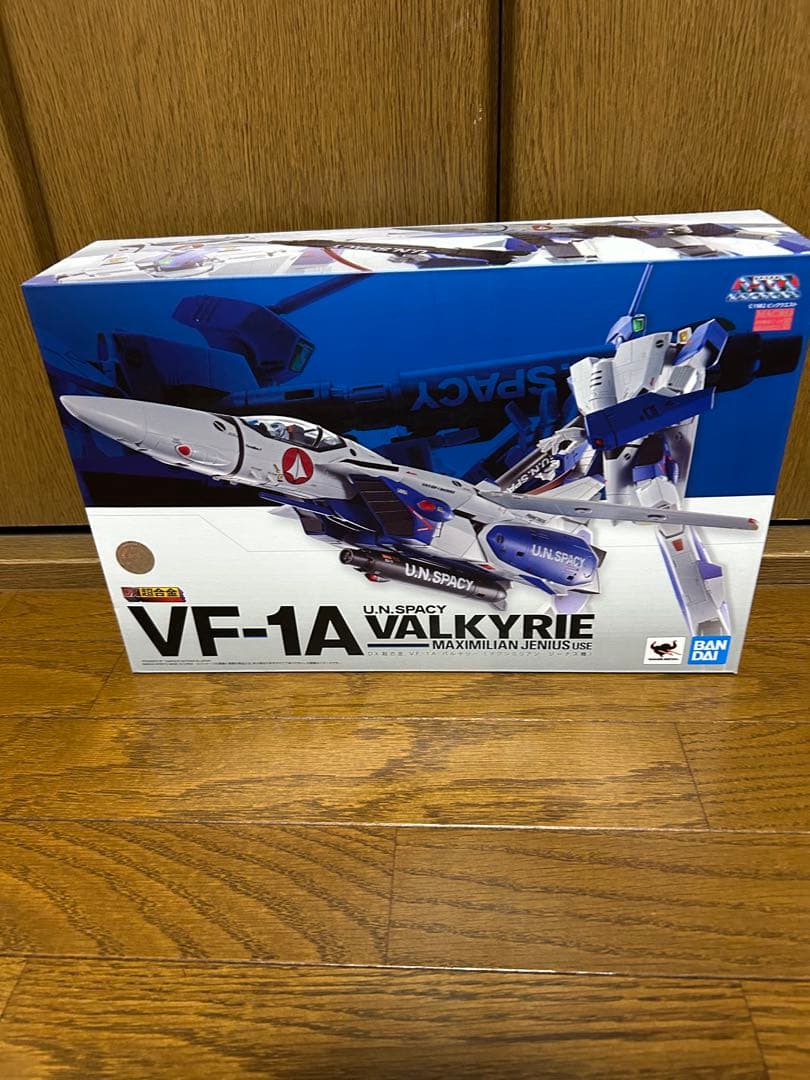 A*送様 DX超合金 マクロス VF-1A バルキリー　マクシミリアン・ジーナス