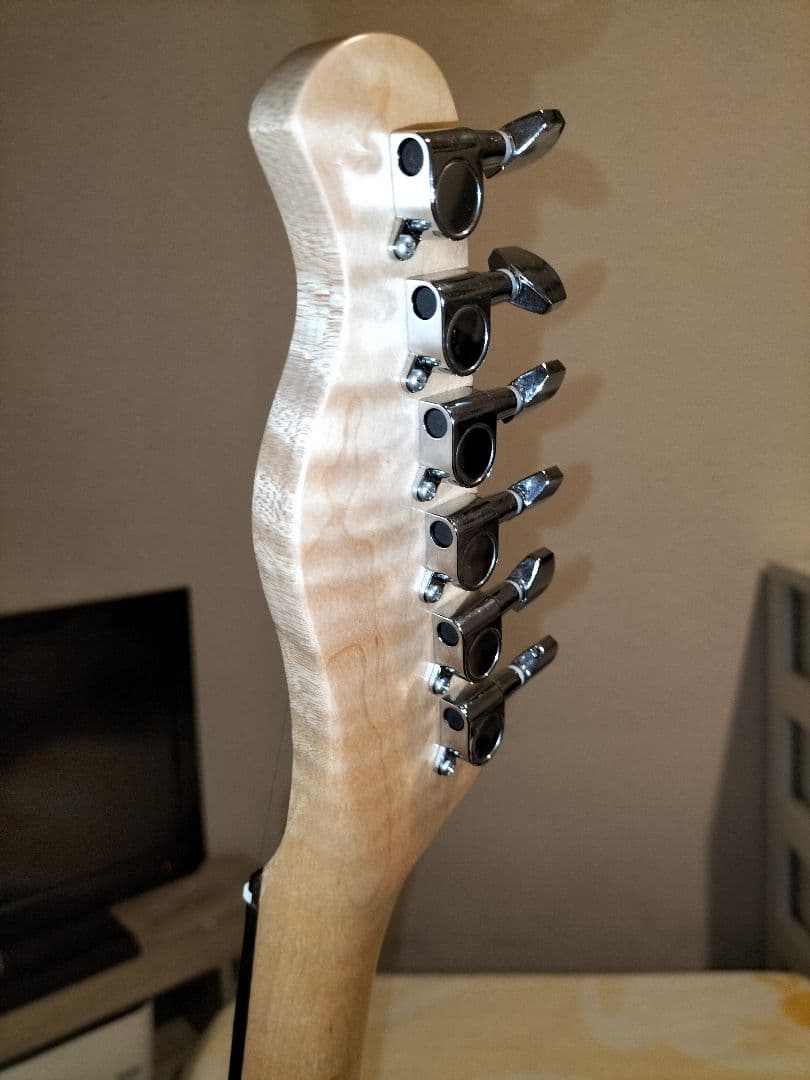 Bacchusバッカス テレキャスターBTE-1R/ブラック【トラ杢ネック】