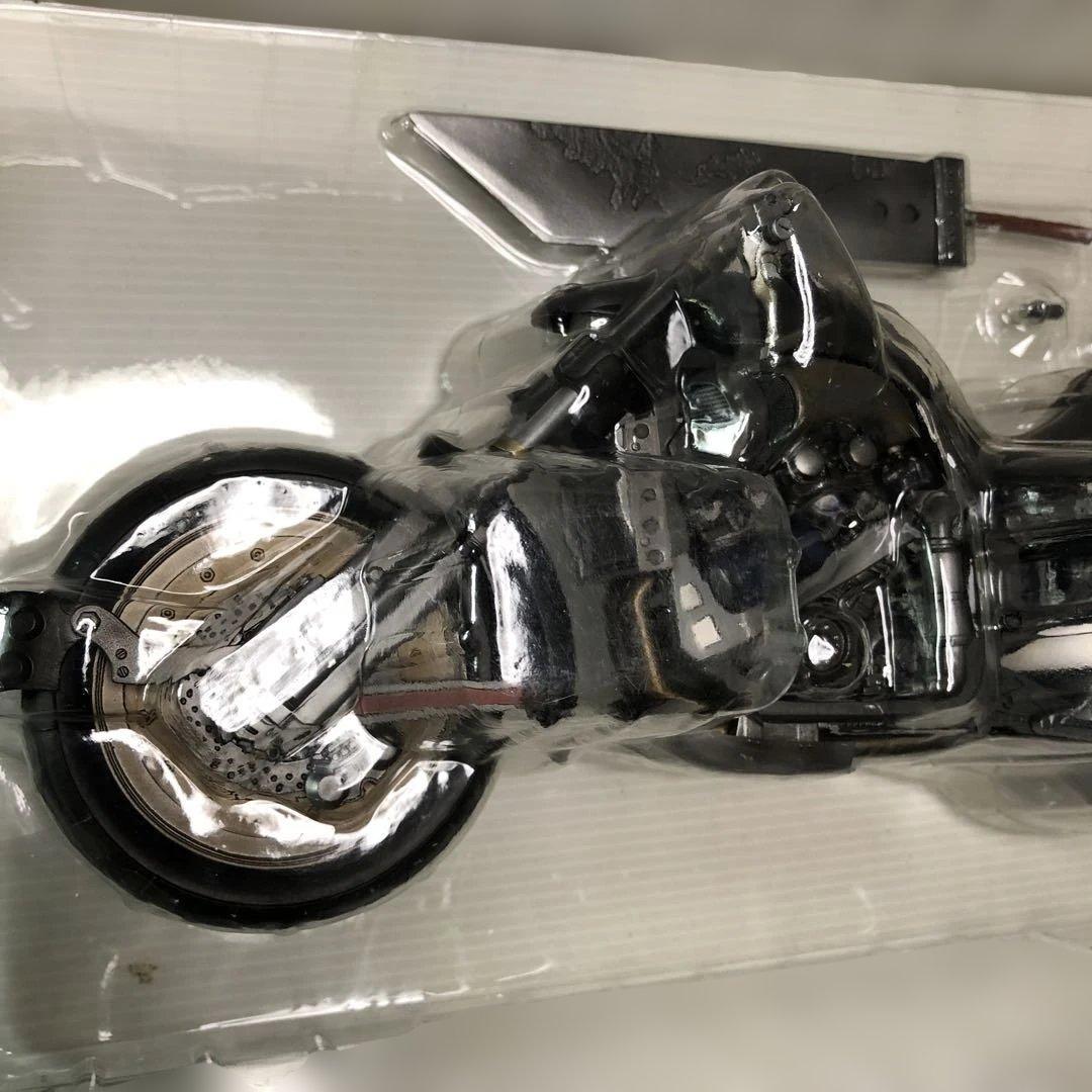 ファナルファンタジー　クラウド・ストライフ＆ハーディ=デイトナ