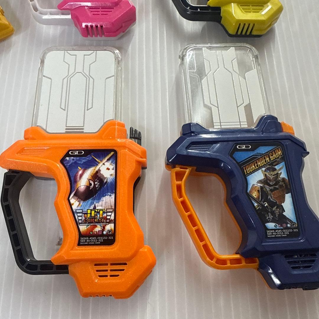 仮面ライダーエグゼイド　DXゲーマドライバー　& ガシャット　セット　♫
