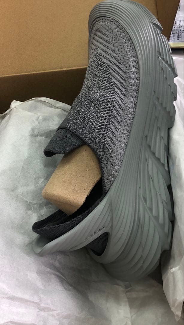 HOKA スリッポンシューズ グレーリストア TC RESTORE TC