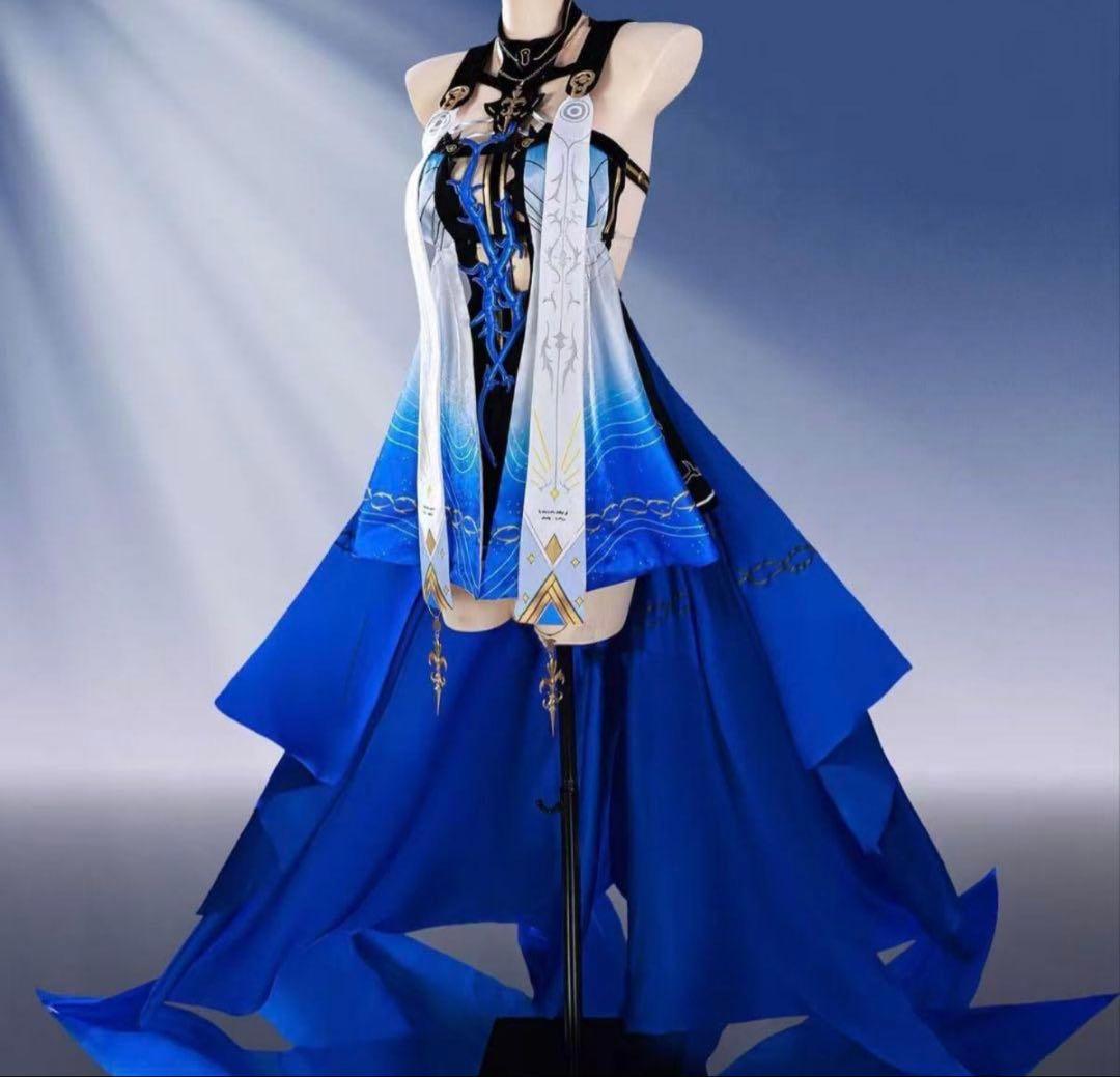 フルールドリス　鳴潮　コスプレ